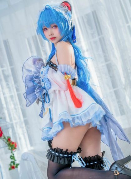 年轻儿媳妇
